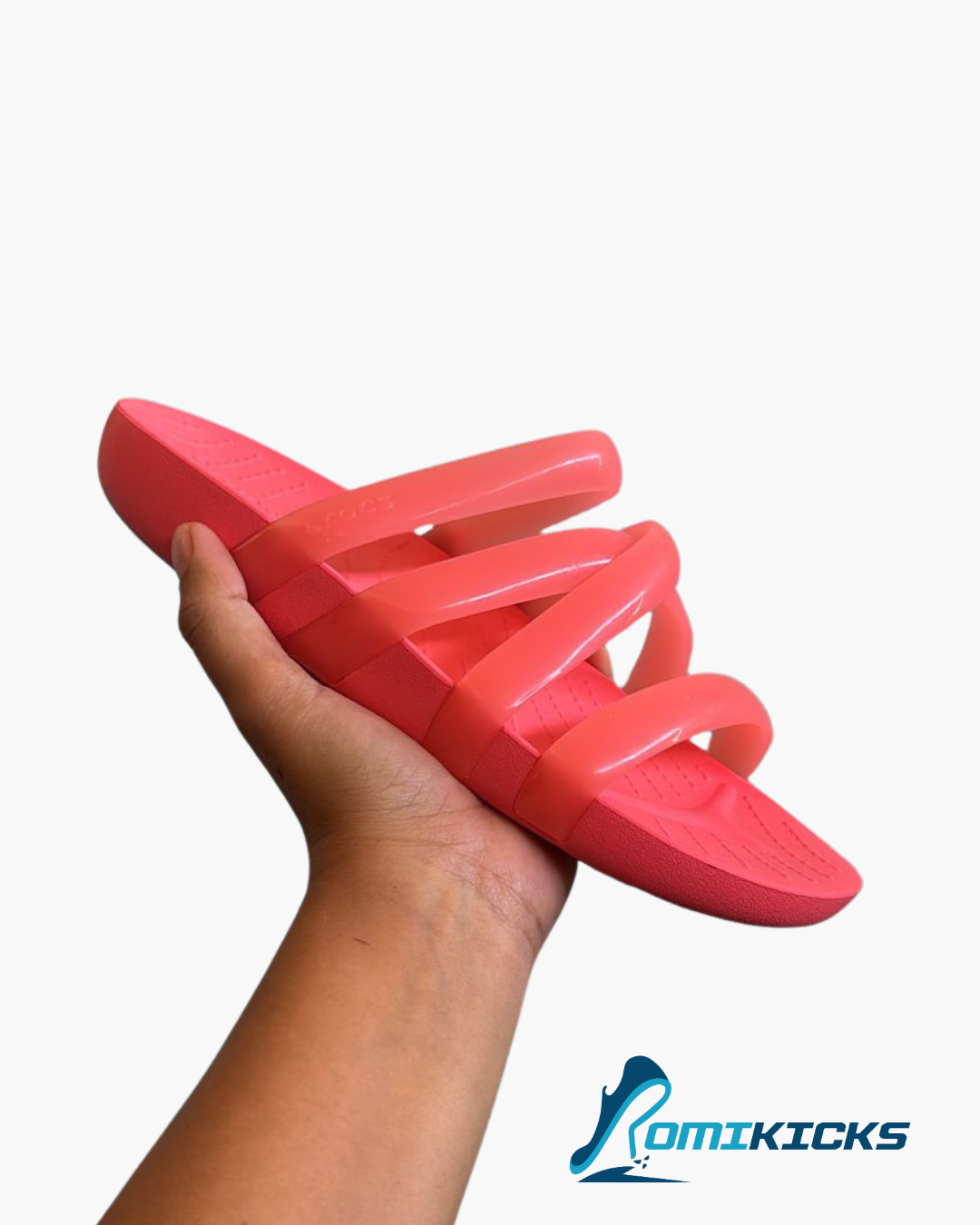 Sandal Glossy Strappy